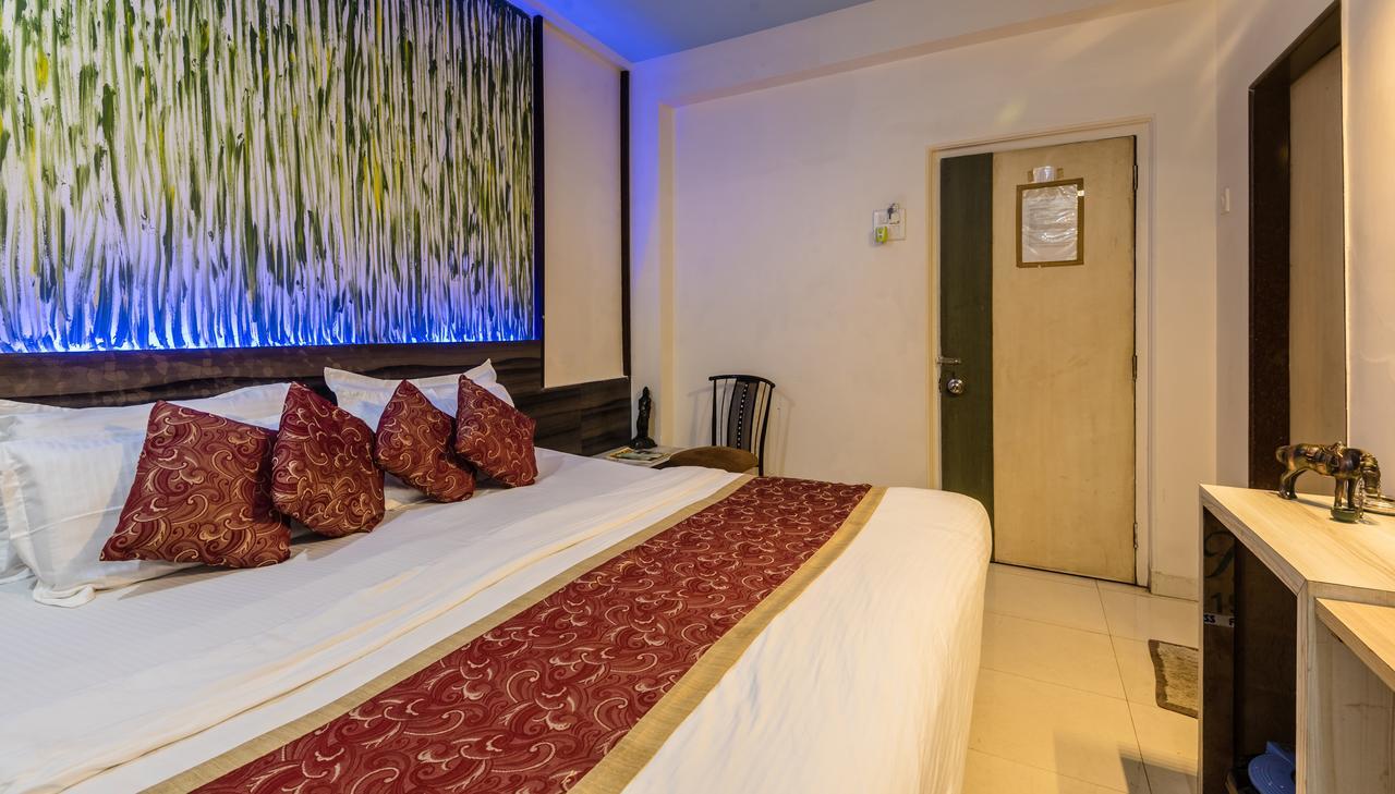 Hotel Panchratna Panvel Exterior photo
